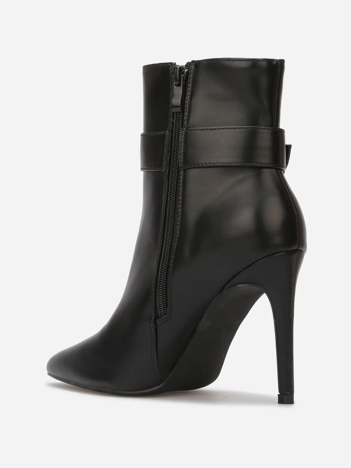 New La Modeuse Bottines à bout pointu et boucle Noir