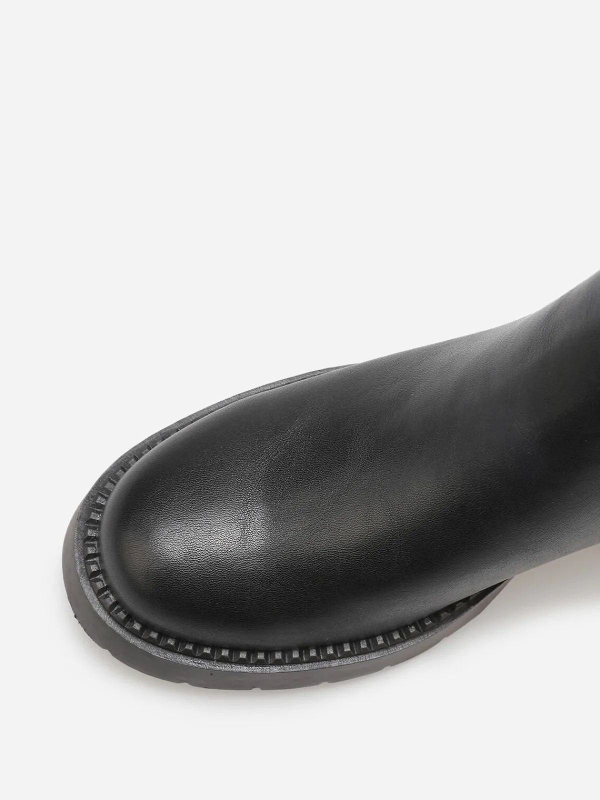 New La Modeuse Bottines à talon et semelle crantés Noir