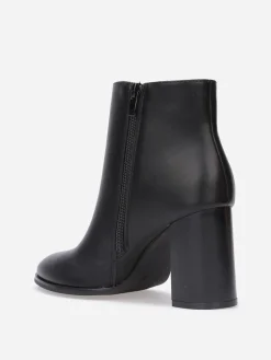 Hot La Modeuse Bottines basiques à talon Noir