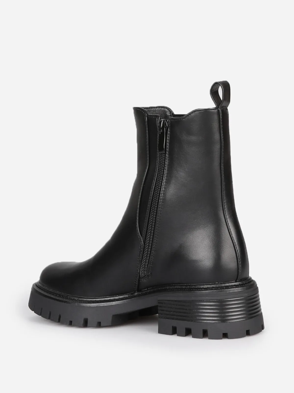 New La Modeuse Bottines chelsea à semelle chunky Noir