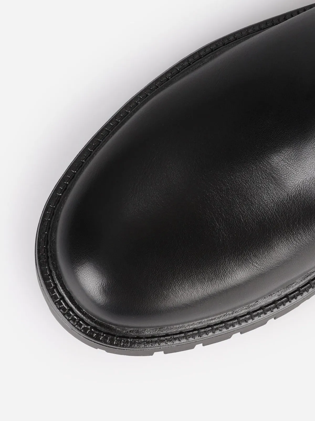 New La Modeuse Bottines chelsea à semelle chunky Noir