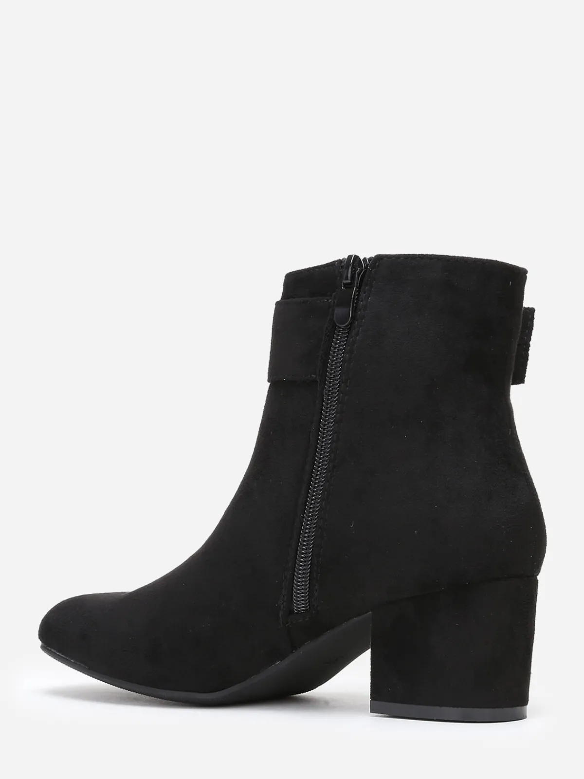 Discount La Modeuse Bottines en suédine à boucle rectangle Noir