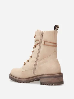 Hot La Modeuse Bottines rangers en simili mat Beige