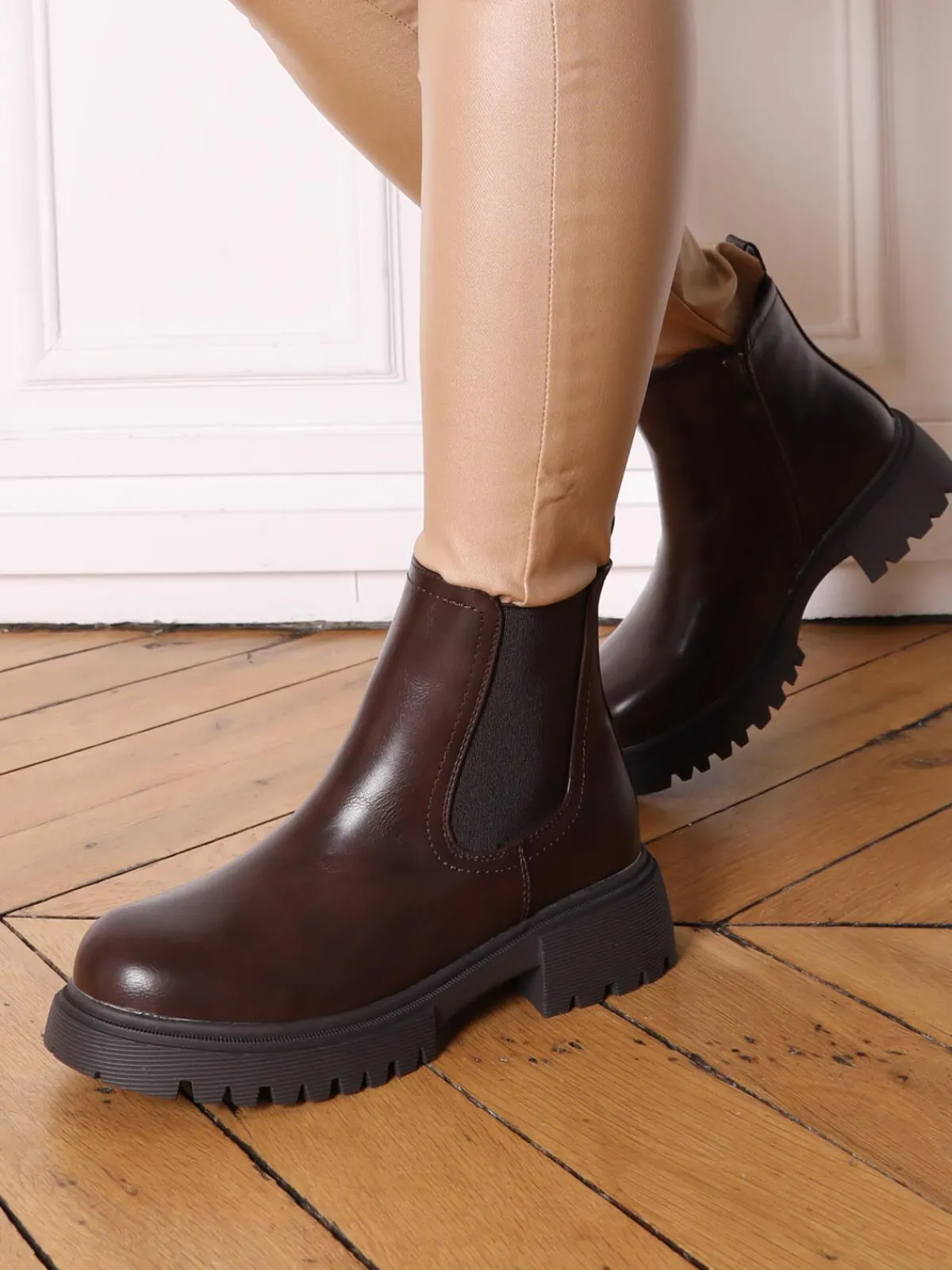 Hot La Modeuse Chelsea à semelle crantée et texturée Marron