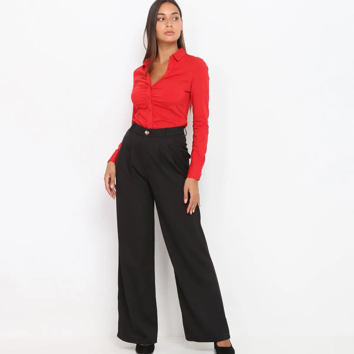 Hot La Modeuse Chemise cintrée à effet froncé Rouge
