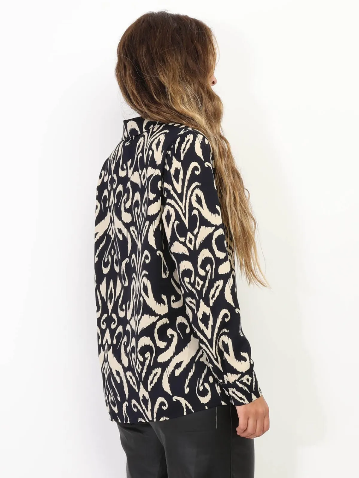 Online La Modeuse Chemise fluide à imprimé baroque BleuMarine