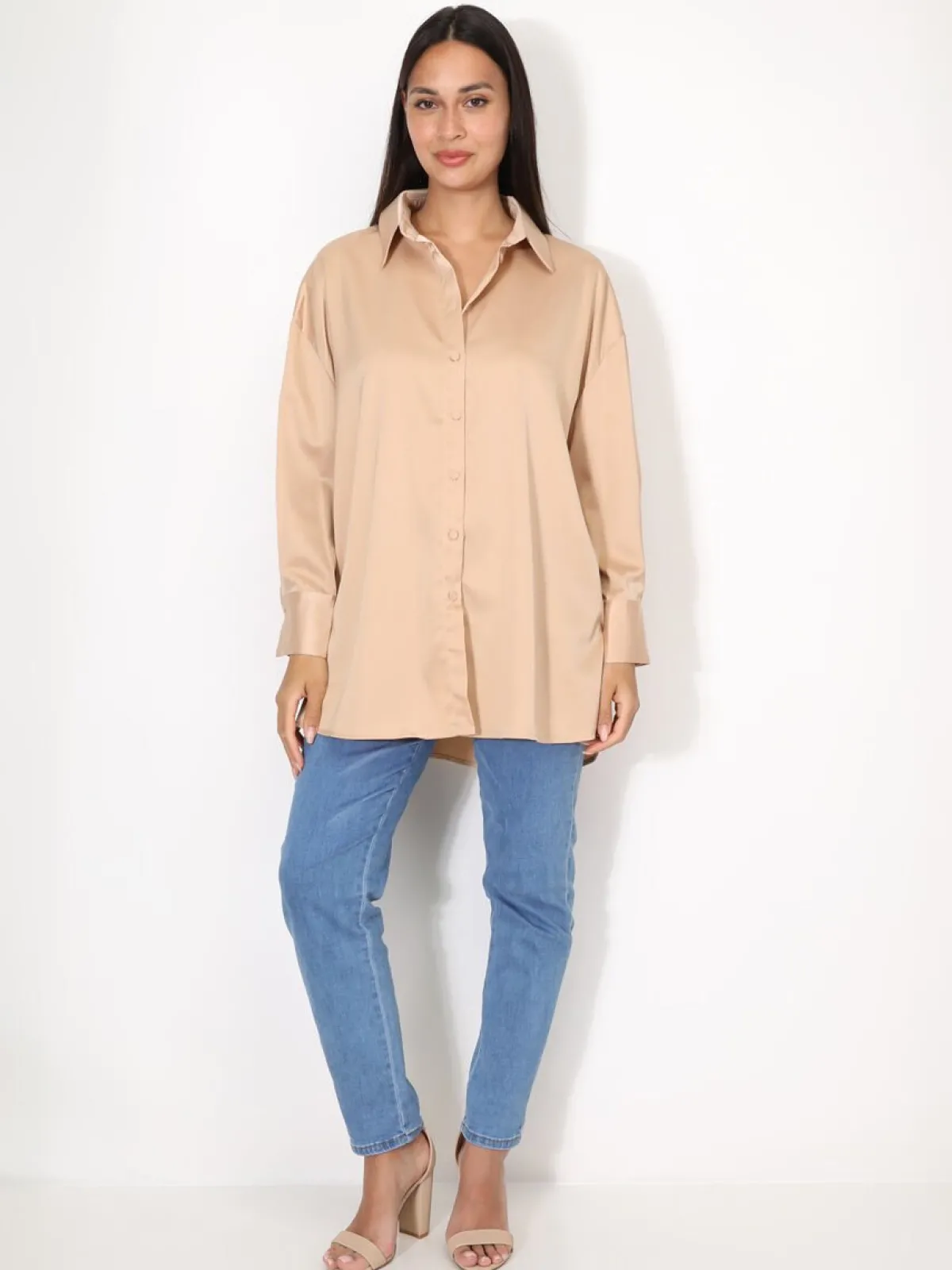 Clearance La Modeuse Chemise satinée oversize à fentes Champagne