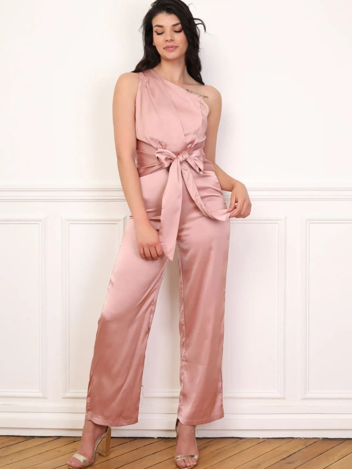 Sale La Modeuse Combinaison satinée et asymétrique VieuxRose