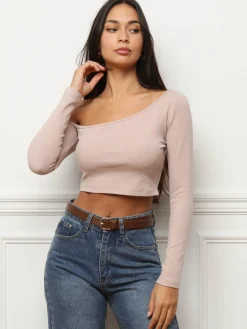 Outlet La Modeuse Crop top à manches asymétriques Beige