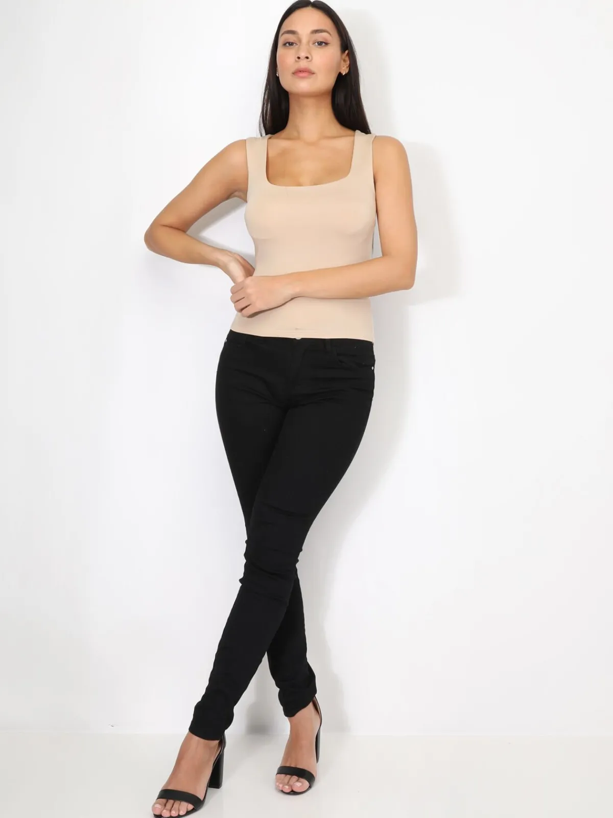 New La Modeuse Débardeur ajusté à col carré Beige