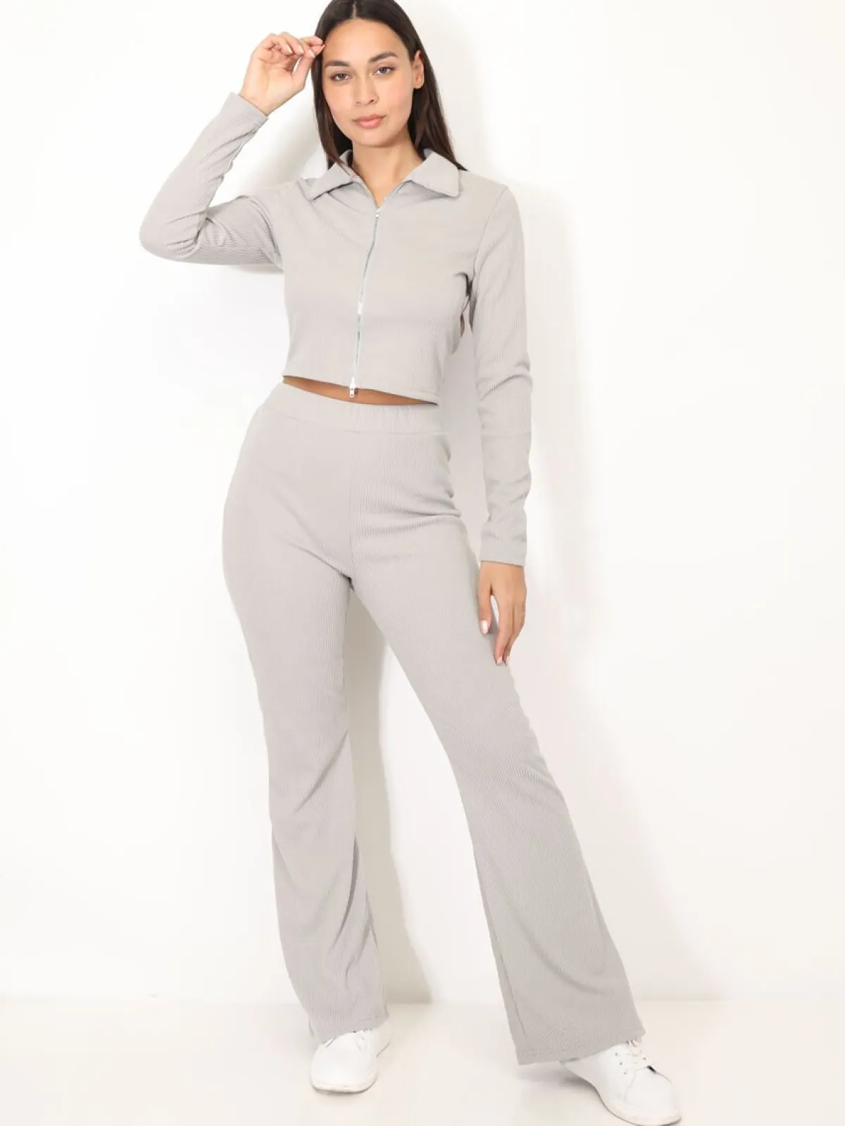 Best La Modeuse Ensemble pantalon et top zippé Gris