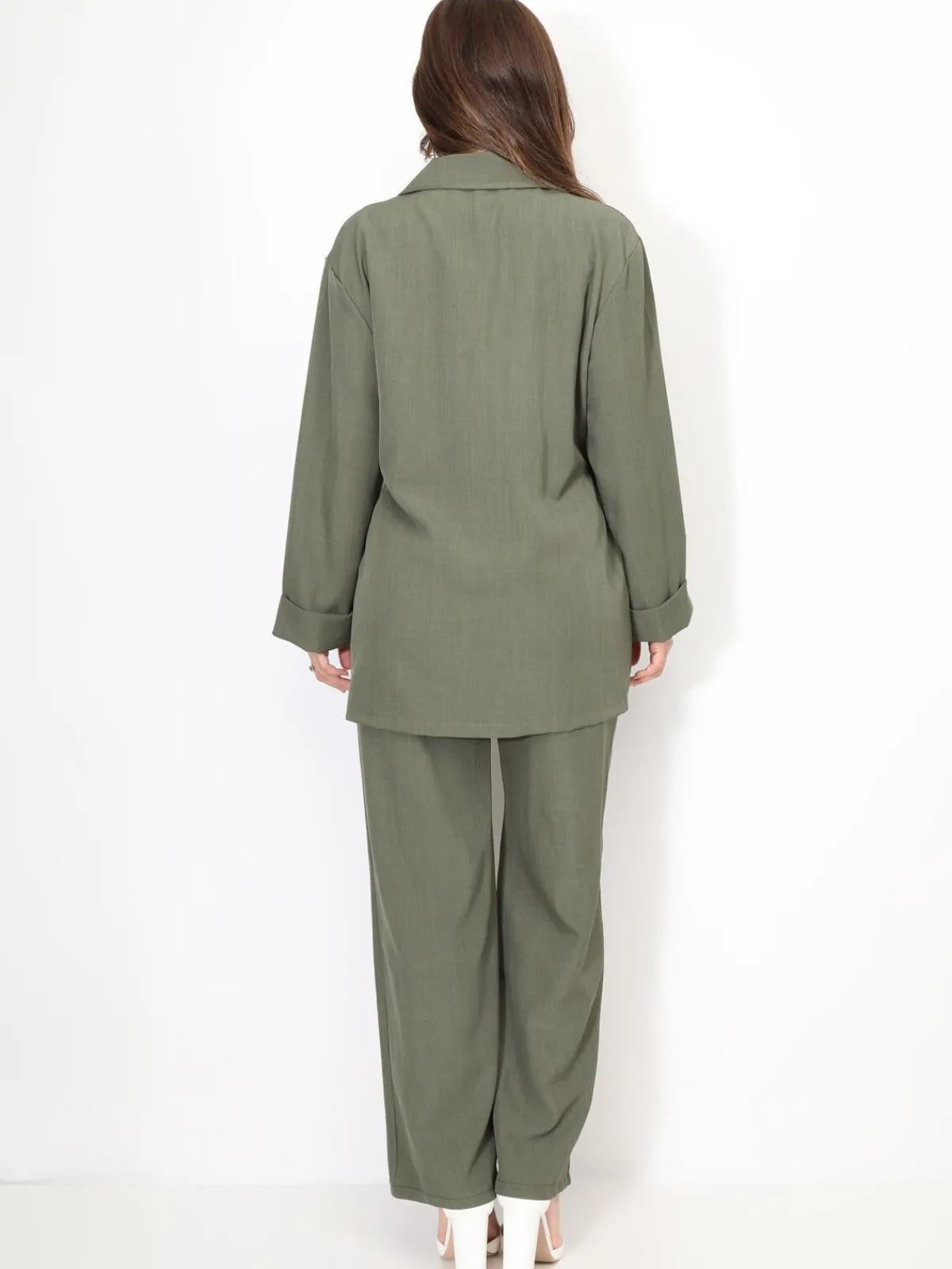 La Modeuse Ensemble tailleur croisé à nouer Kaki