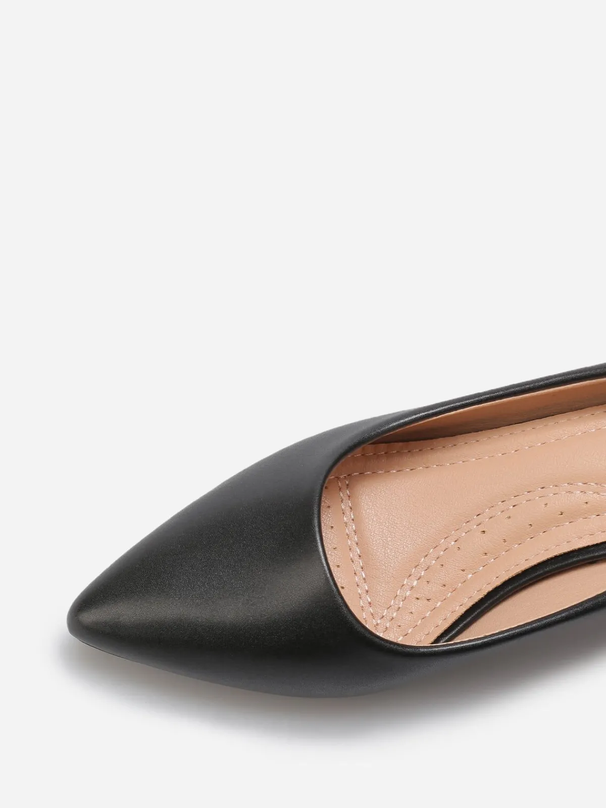 New La Modeuse Escarpins à talon carré Noir