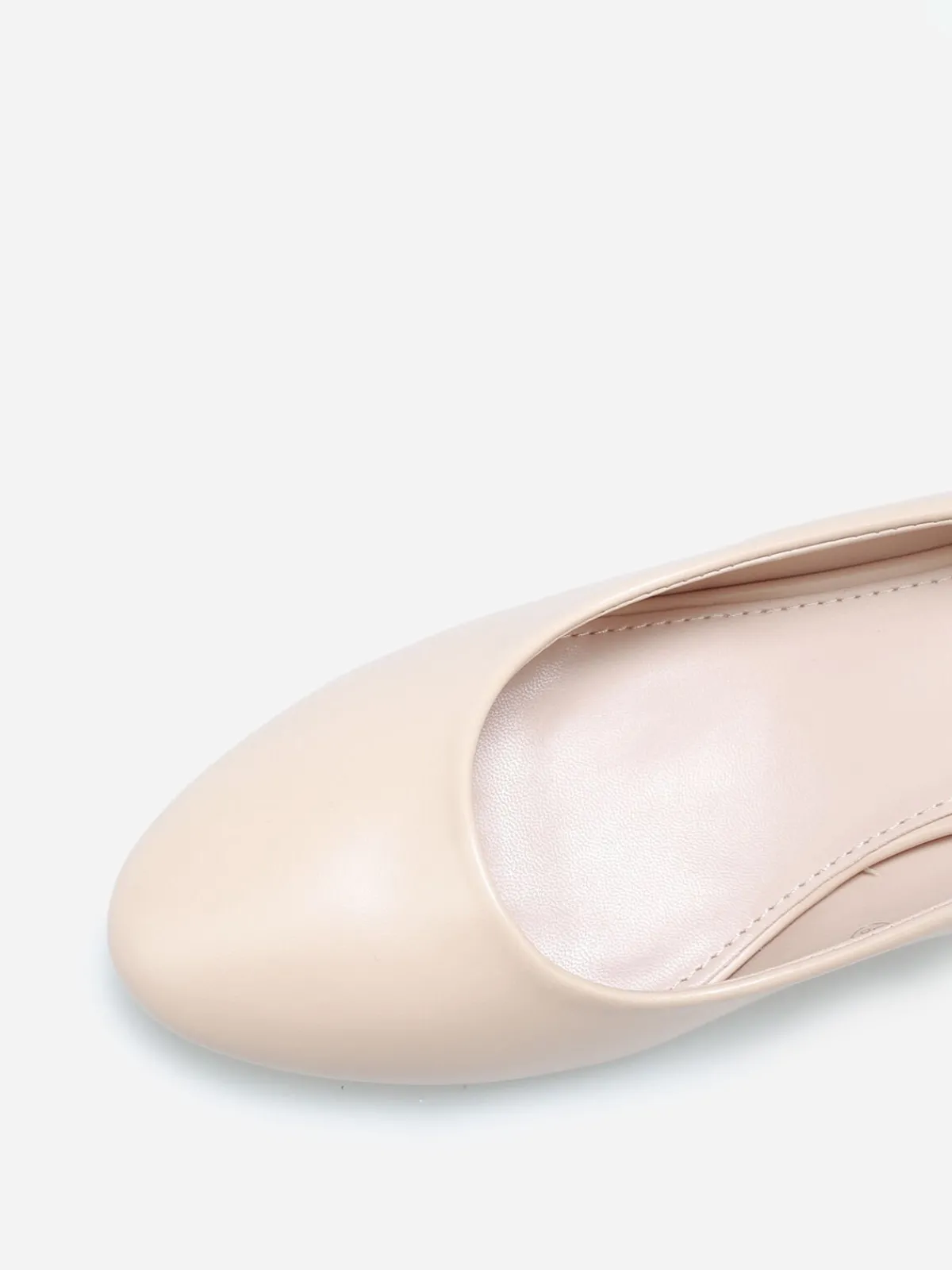 Hot La Modeuse Escarpins basiques à talon carré Nude