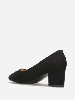 Online La Modeuse Escarpins en suédine à bout pointu Noir