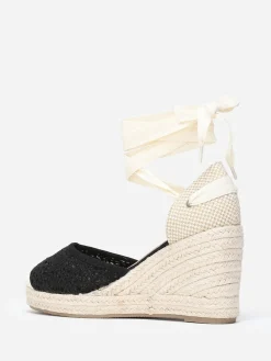 Discount La Modeuse Espadrilles compensées dentelées à nouer Noir