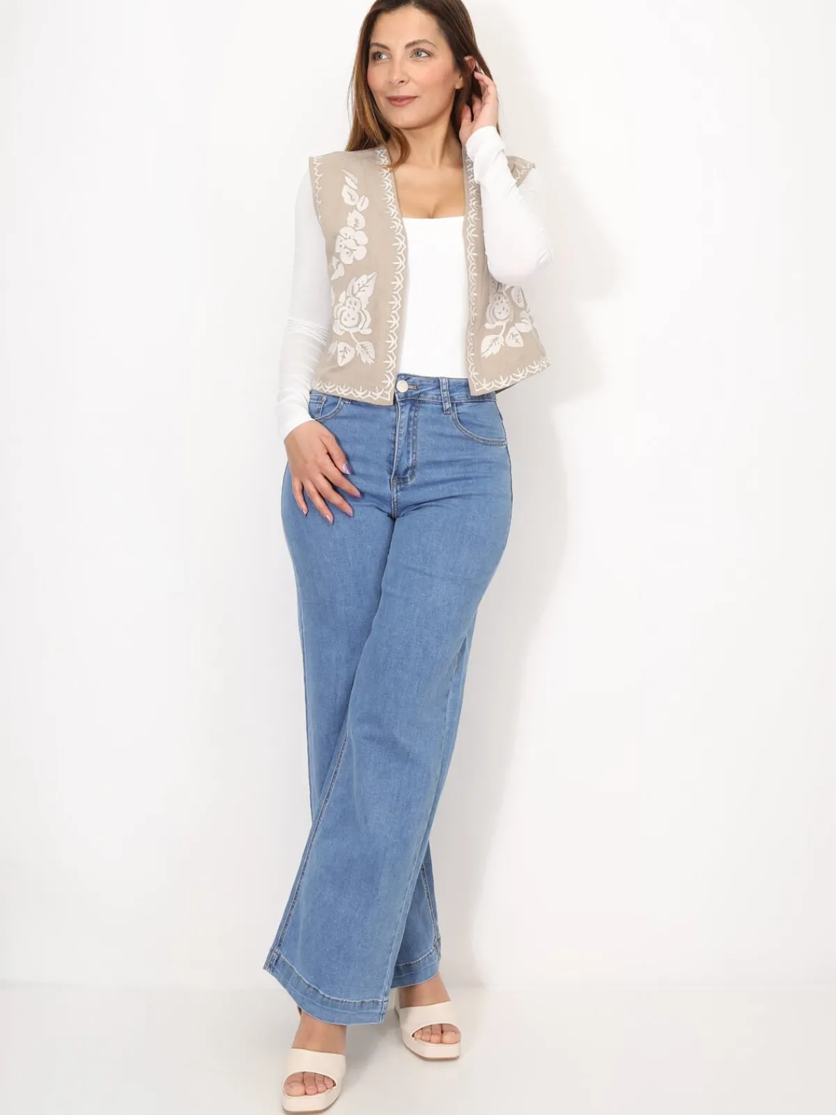Clearance La Modeuse Gilet brodé sans manches Taupe