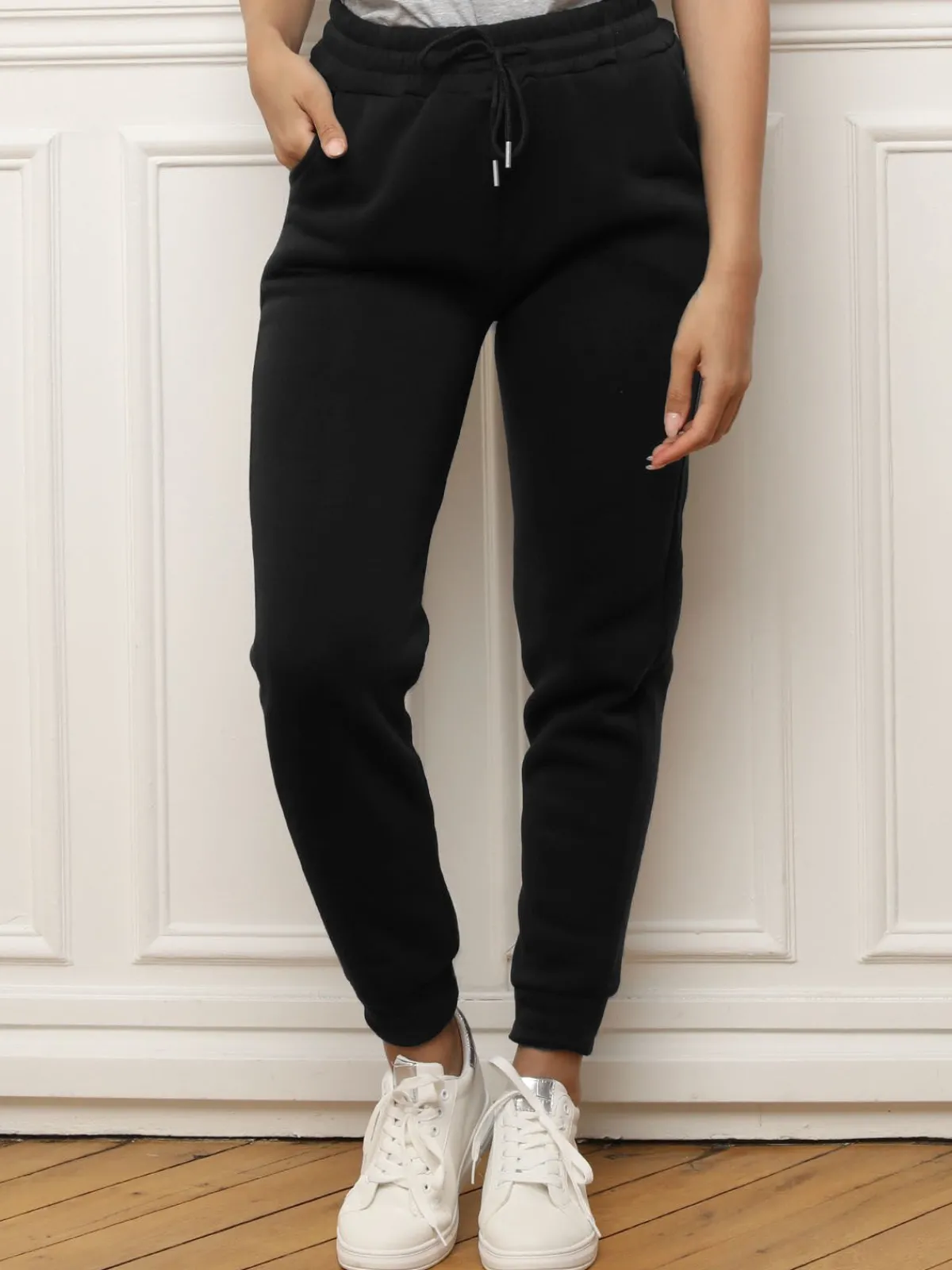 Discount La Modeuse Jogging classique à taille haute Noir
