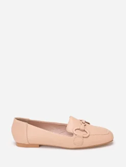 Online La Modeuse Mocassins à bride métallique et surpiqûres Beige