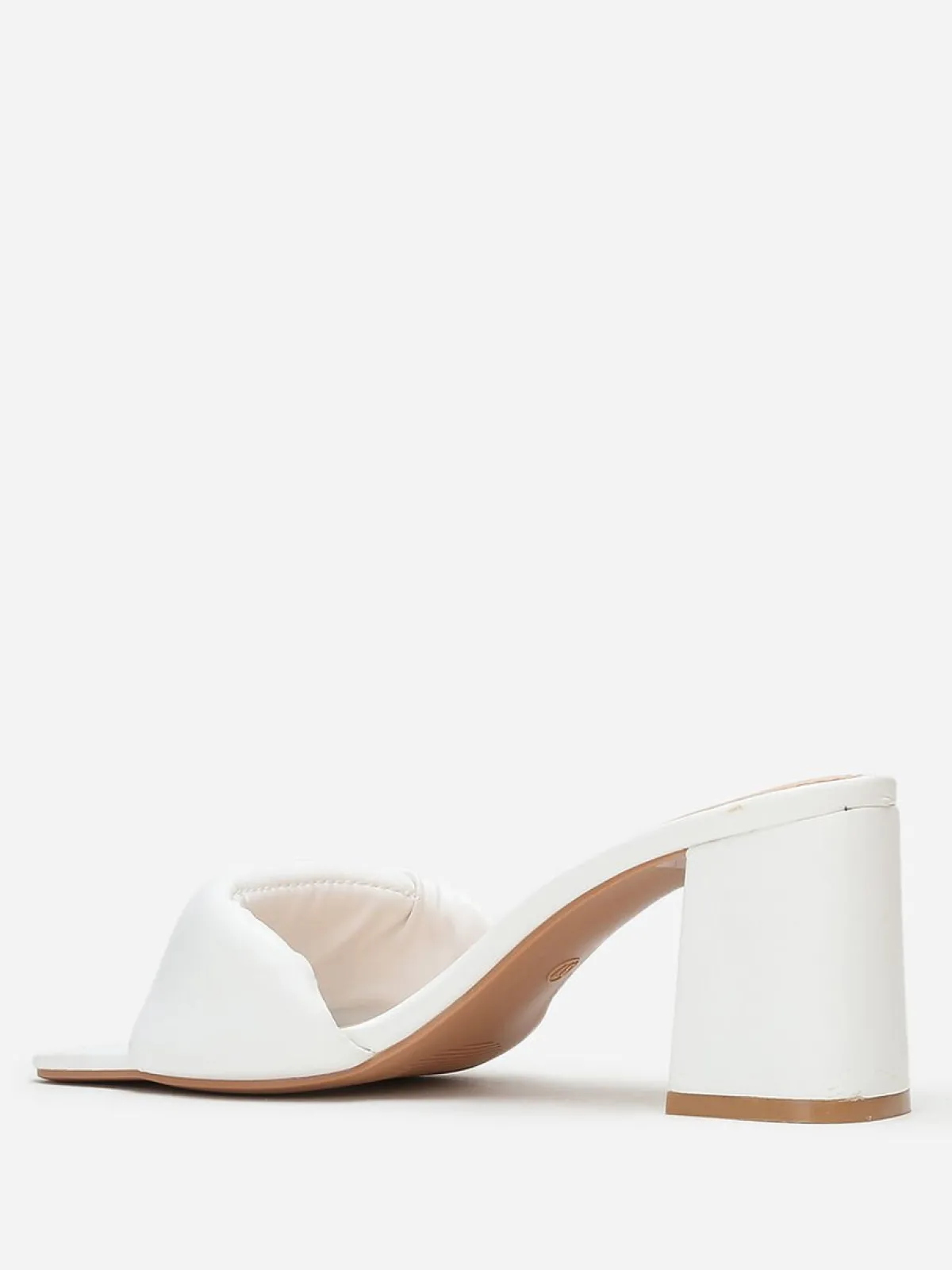Online La Modeuse Mules à bride en simili matelassé Blanc