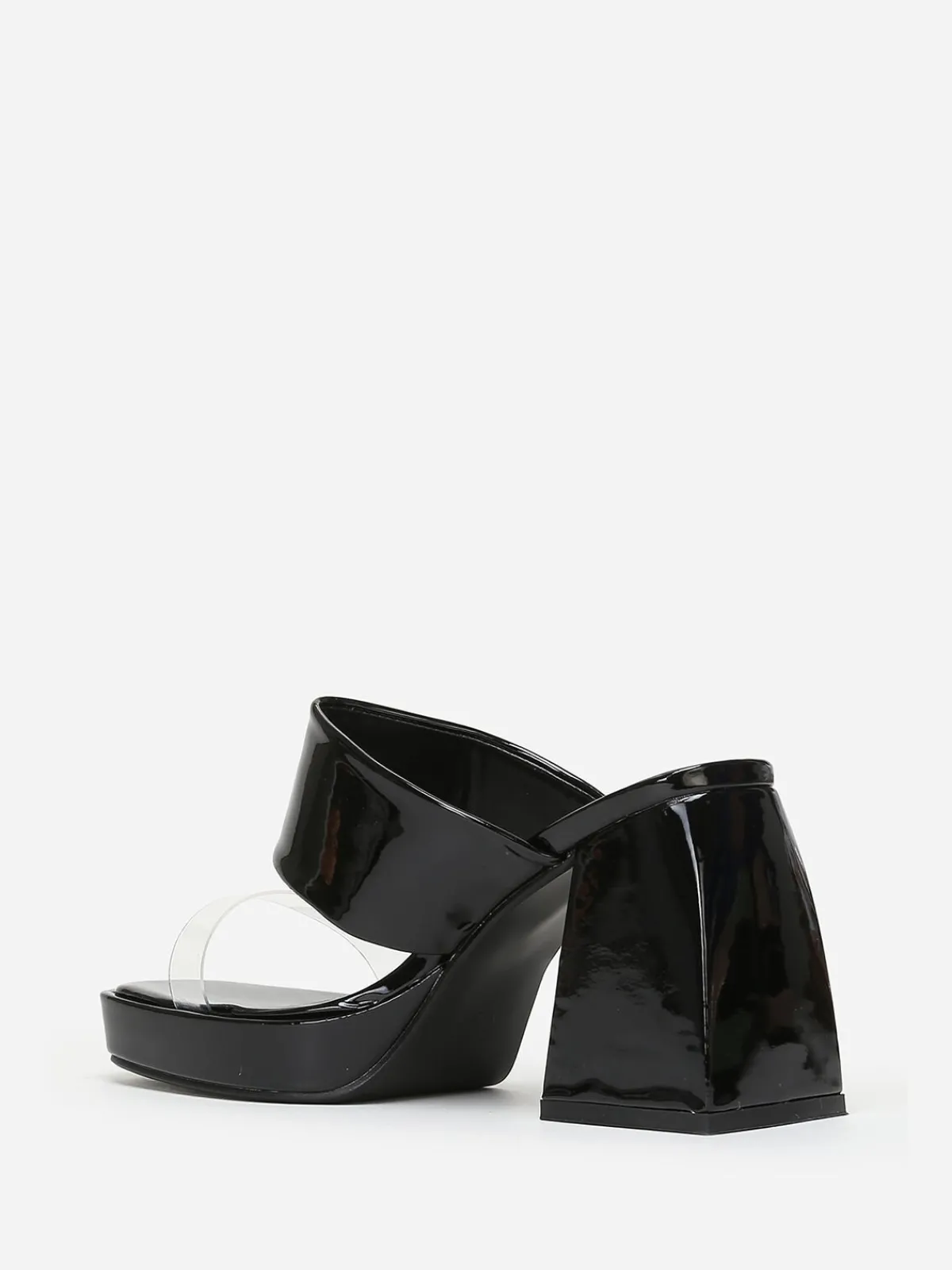 Sale La Modeuse Mules style babies vernies Noir
