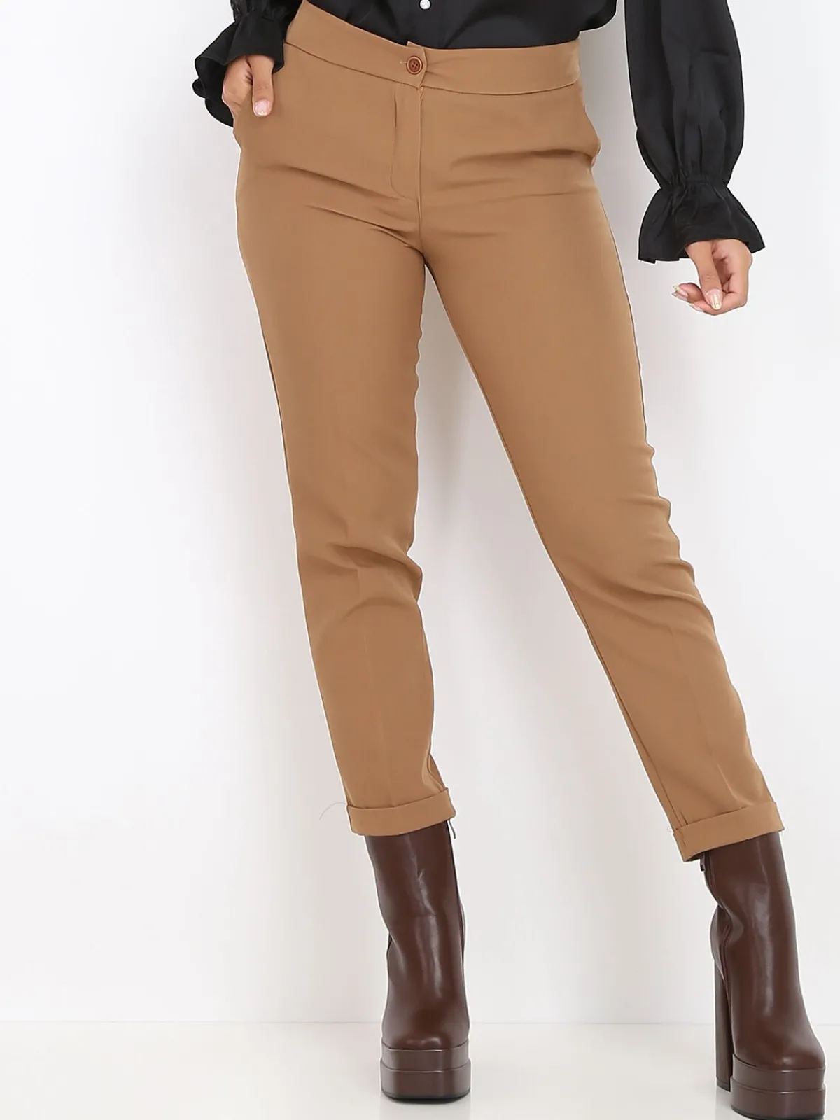 Discount La Modeuse Pantalon à pinces avec ourlet Camel