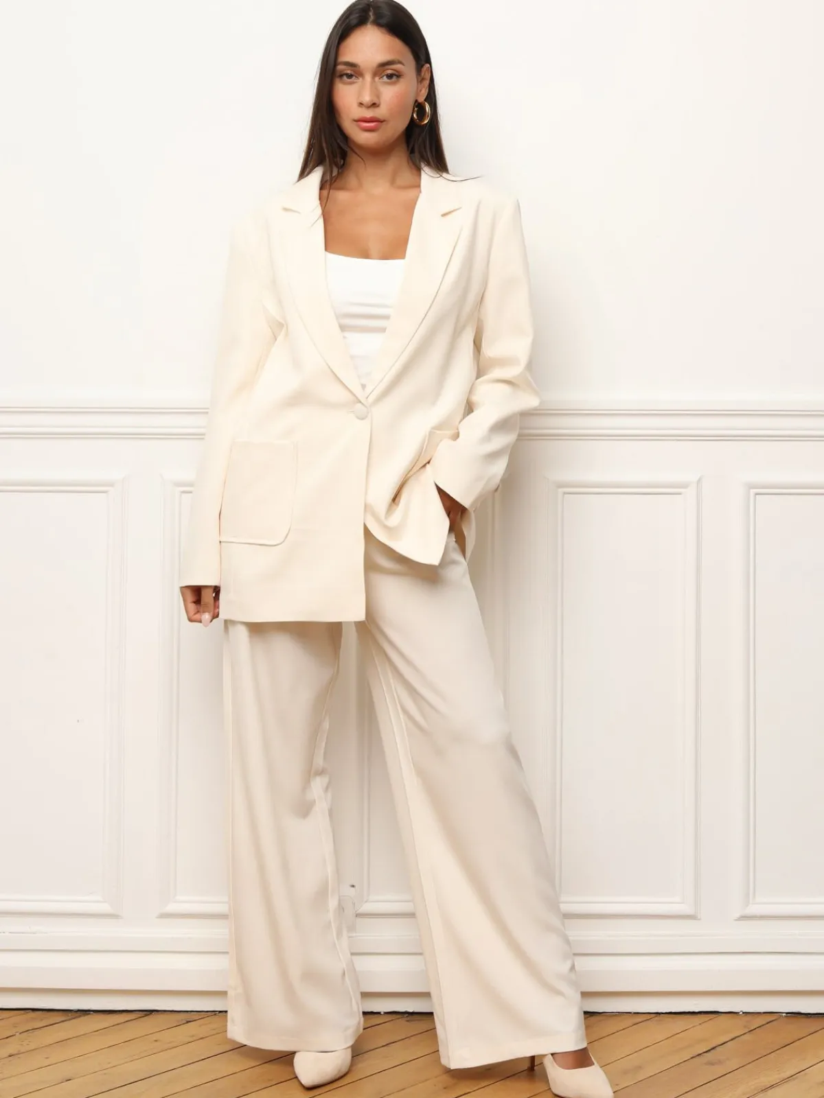Hot La Modeuse Pantalon droit à double poches plaquées Beige