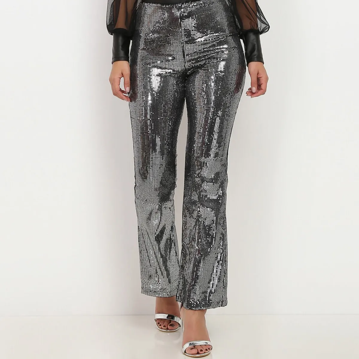 Best La Modeuse Pantalon flare à sequins Argenté