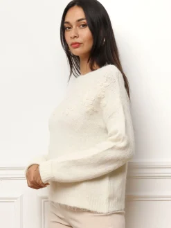 Best La Modeuse Pull à col bateau et fleurs brodées Beige