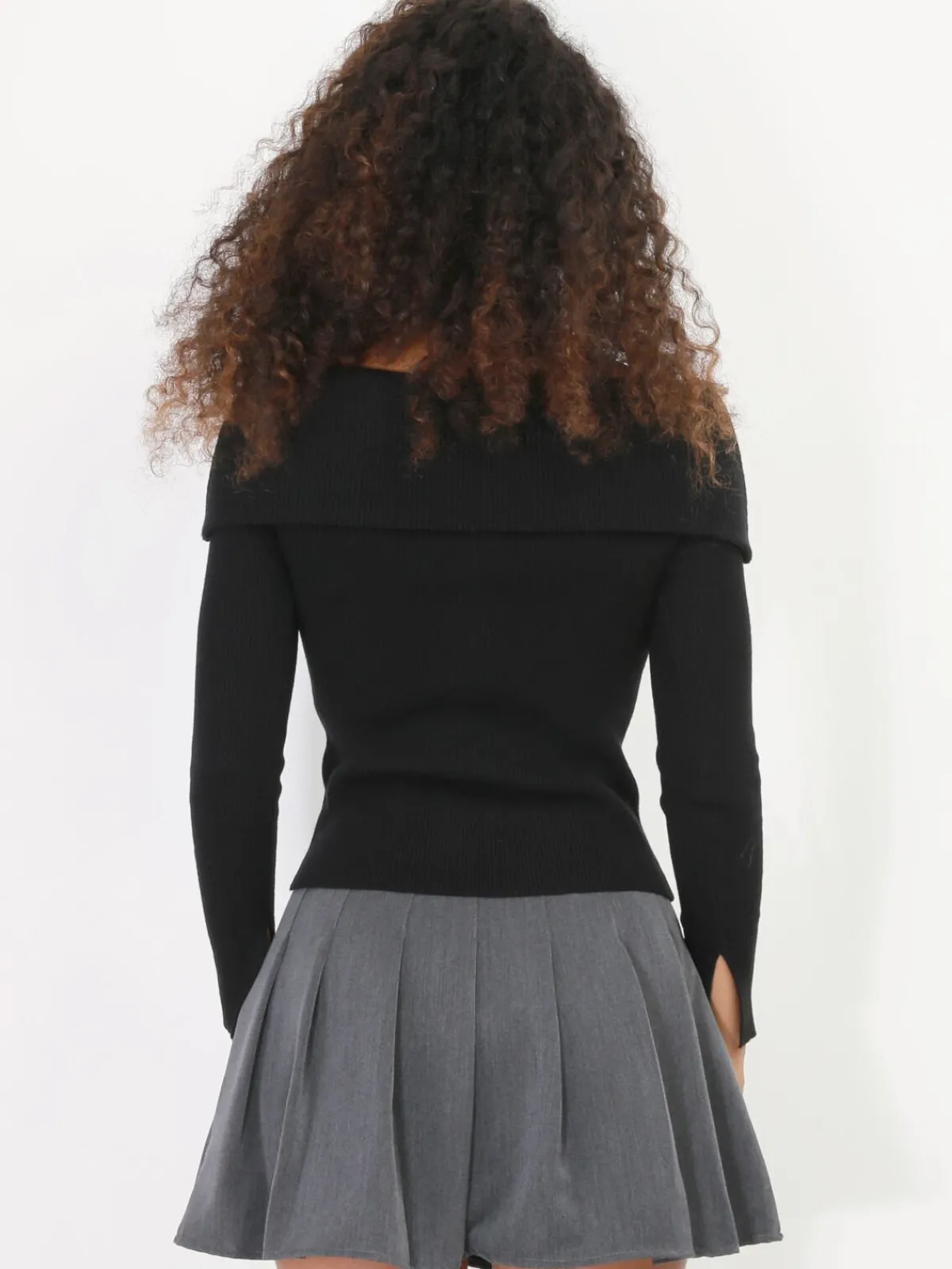 Best La Modeuse Pull côtelé à col bardot Noir