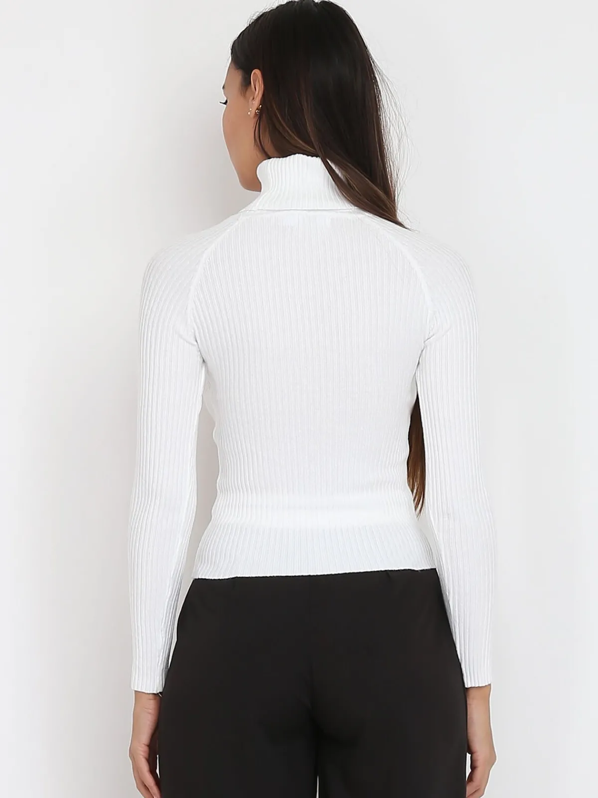 Hot La Modeuse Pull en maille côtelée à col roulé Blanc