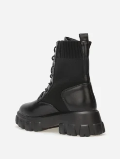 Hot La Modeuse Rangers bi-matières à plateforme crantée Noir