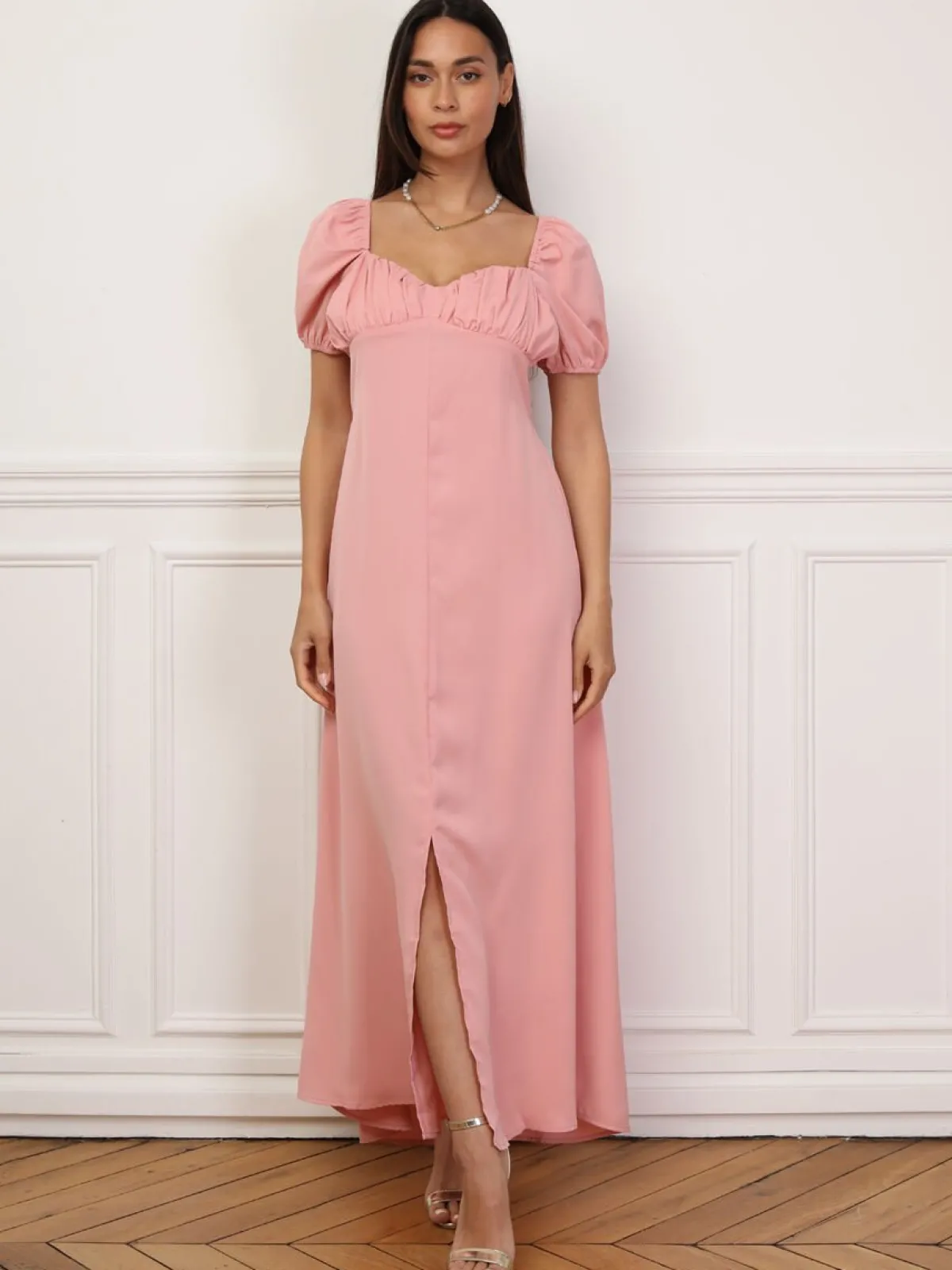 Best La Modeuse Robe à fronces et manches ballons Nude