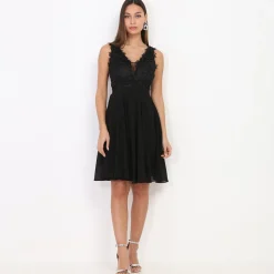 Outlet La Modeuse Robe brodée à perles grandes tailles Noir