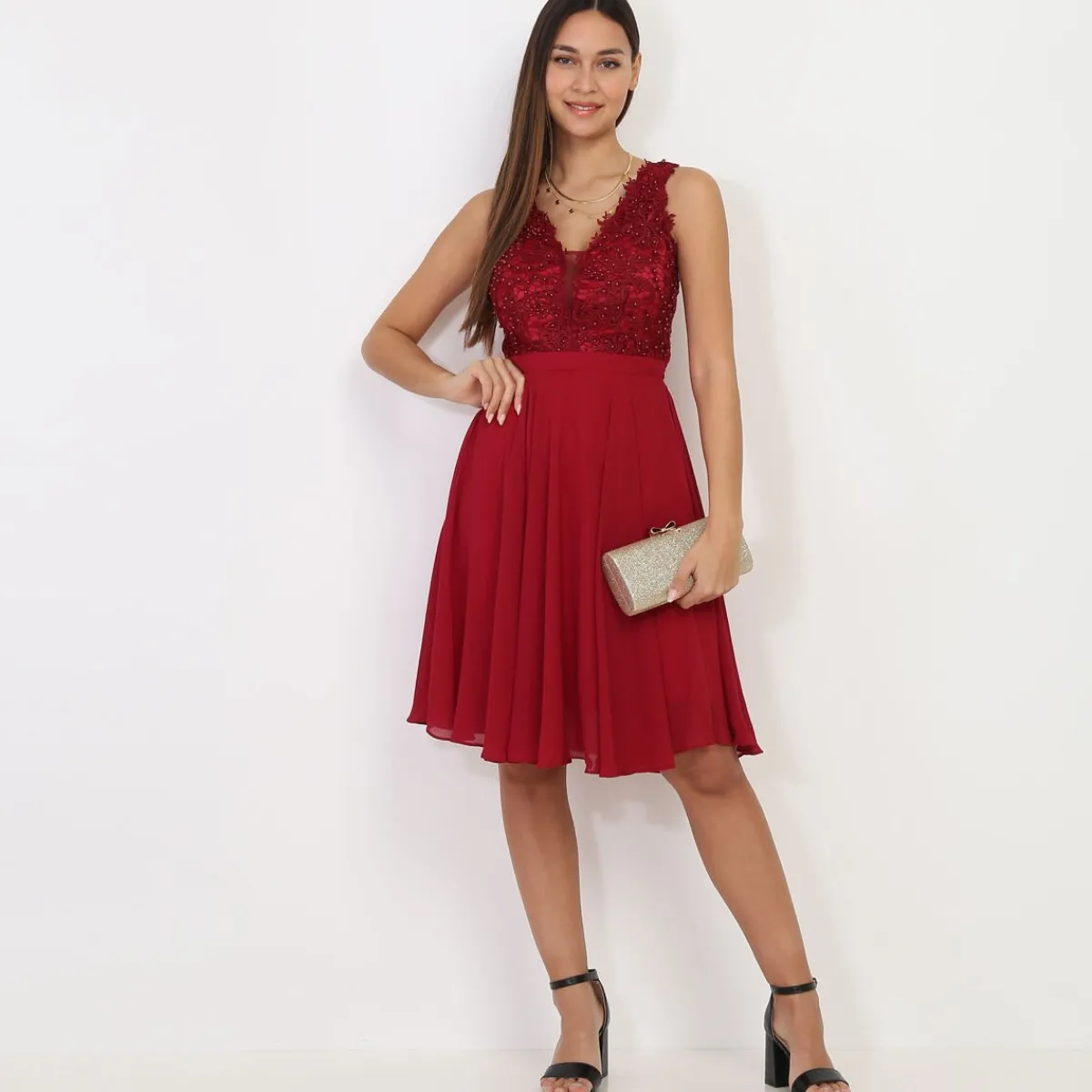 Online La Modeuse Robe brodée à perles grandes tailles Rougefoncé