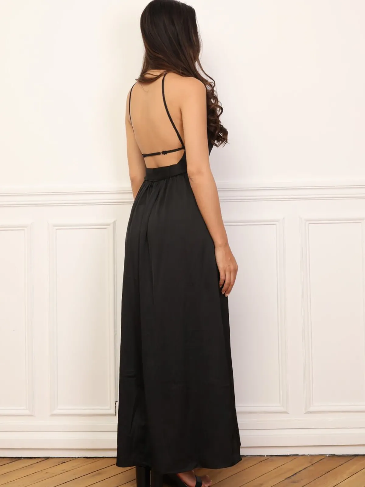 Outlet La Modeuse Robe cut-out style portefeuille Noir