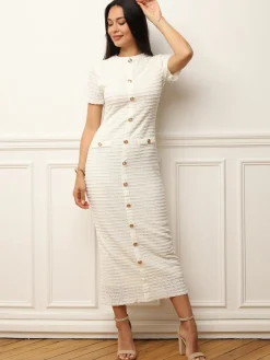Hot La Modeuse Robe en maille texturée et ajourée Blanccassé