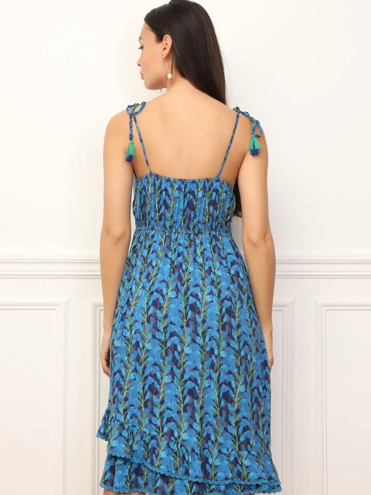Discount La Modeuse Robe fleurie à volants et bretelles à nouer BleuMarine