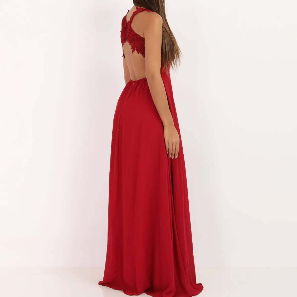 Hot La Modeuse Robe longue à broderies fleuries Rouge