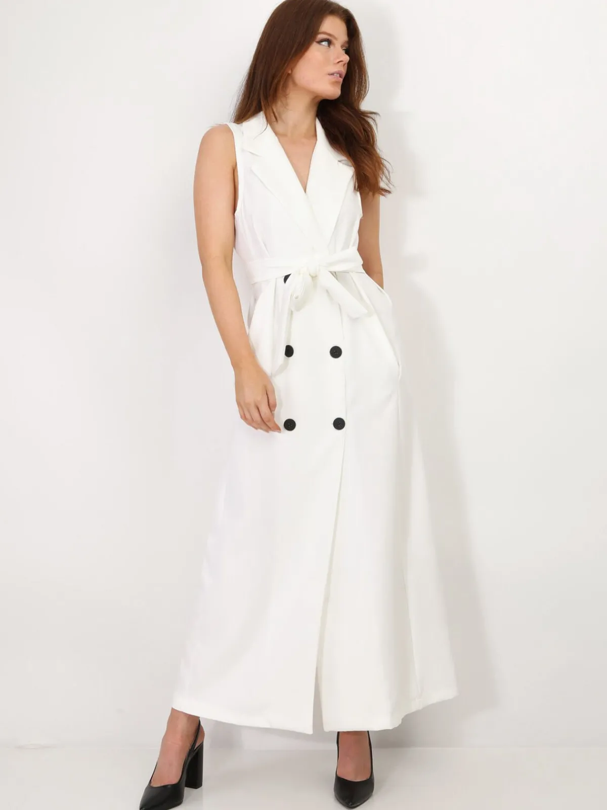 New La Modeuse Robe longue style blazer à nouer Blanc