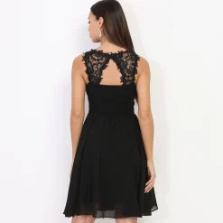 Hot La Modeuse Robe patineuse à broderie et perles Noir