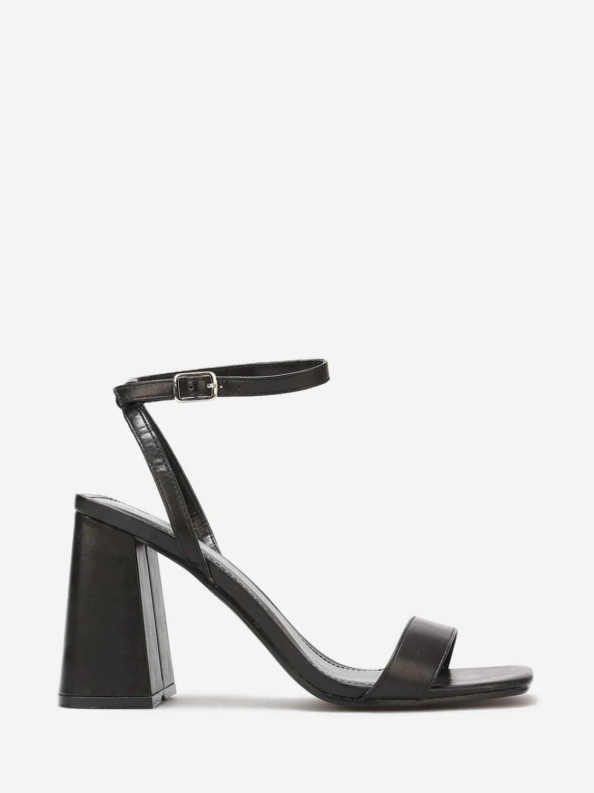 New La Modeuse Sandales à bout carré et talon évasé Noir
