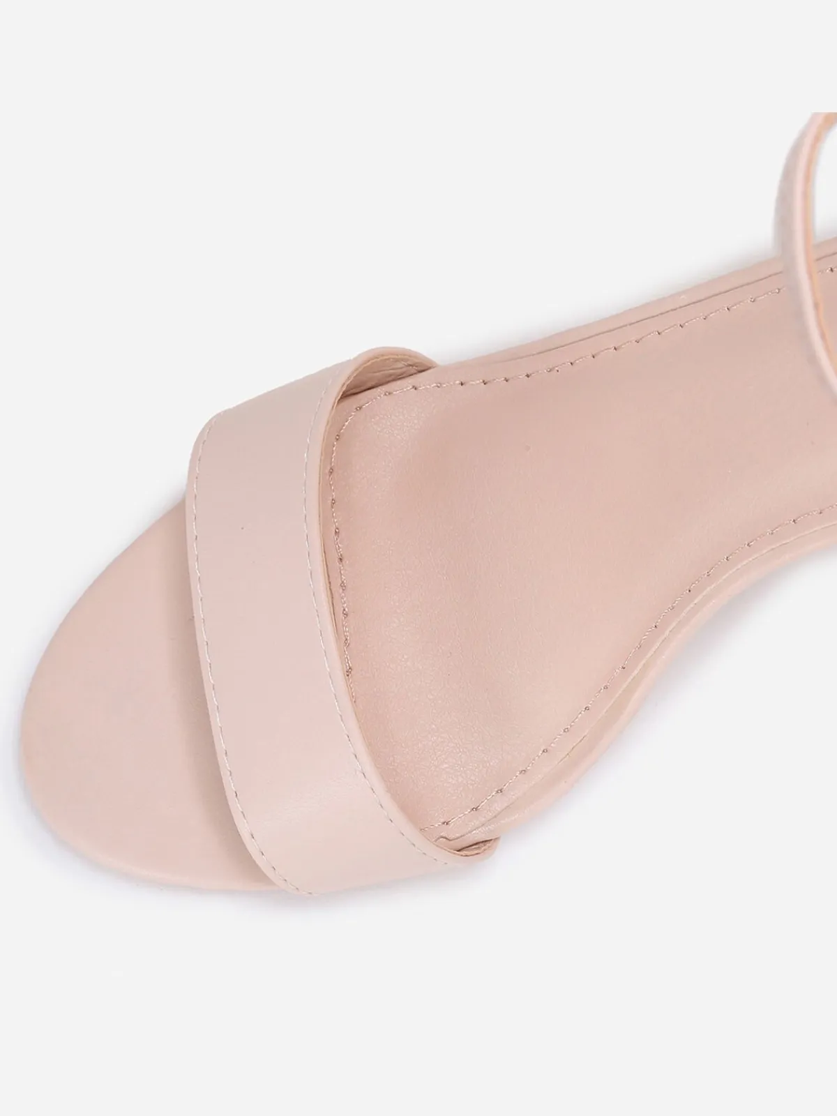Outlet La Modeuse Sandales à talon épais en simili Beige