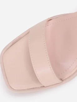 Discount La Modeuse Sandales à talon trapèze Beige