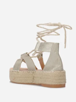 New La Modeuse Sandales en suédine à cordon torsadé Doré