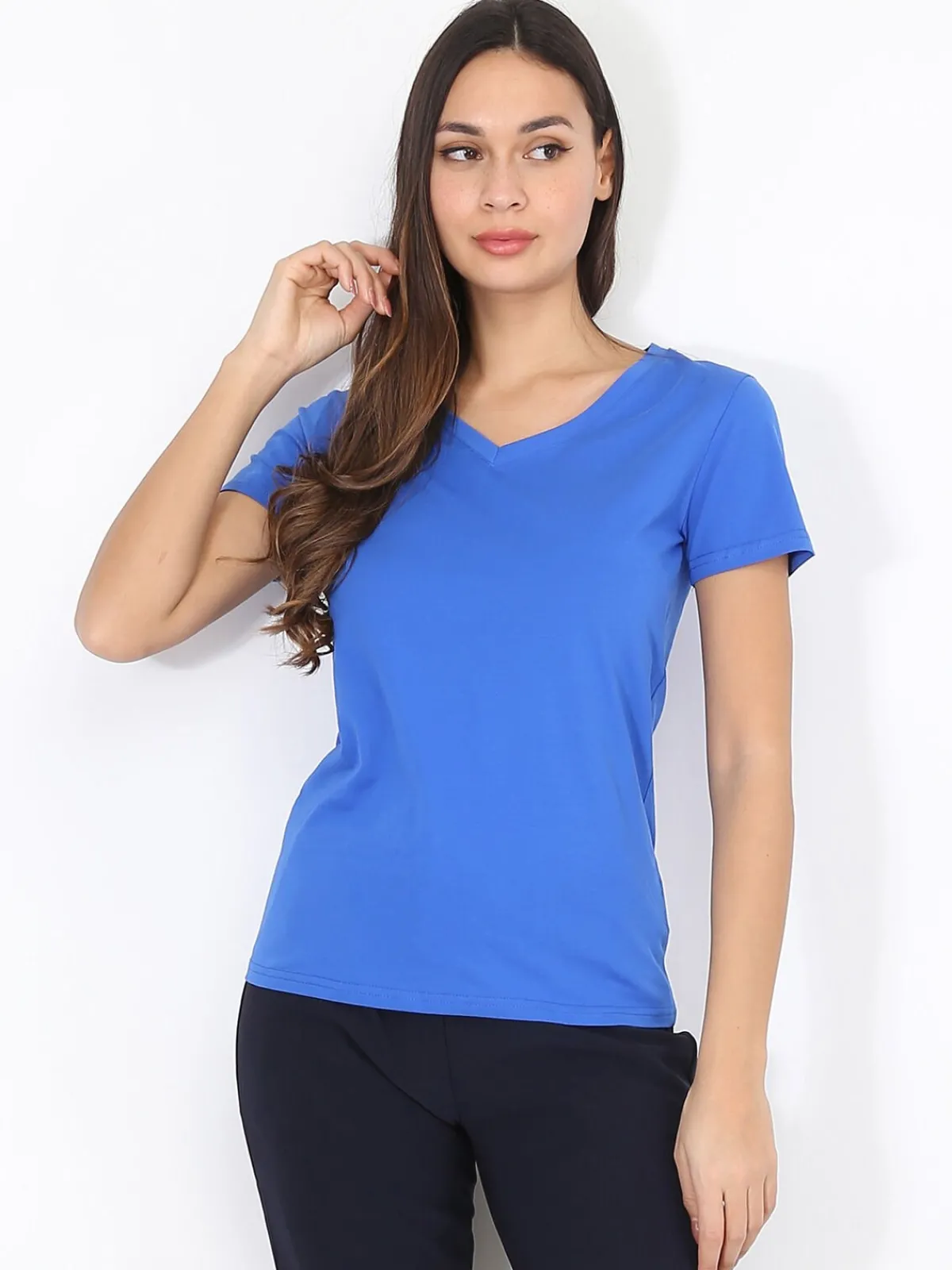 Sale La Modeuse T-shirt basique à col V Bleu