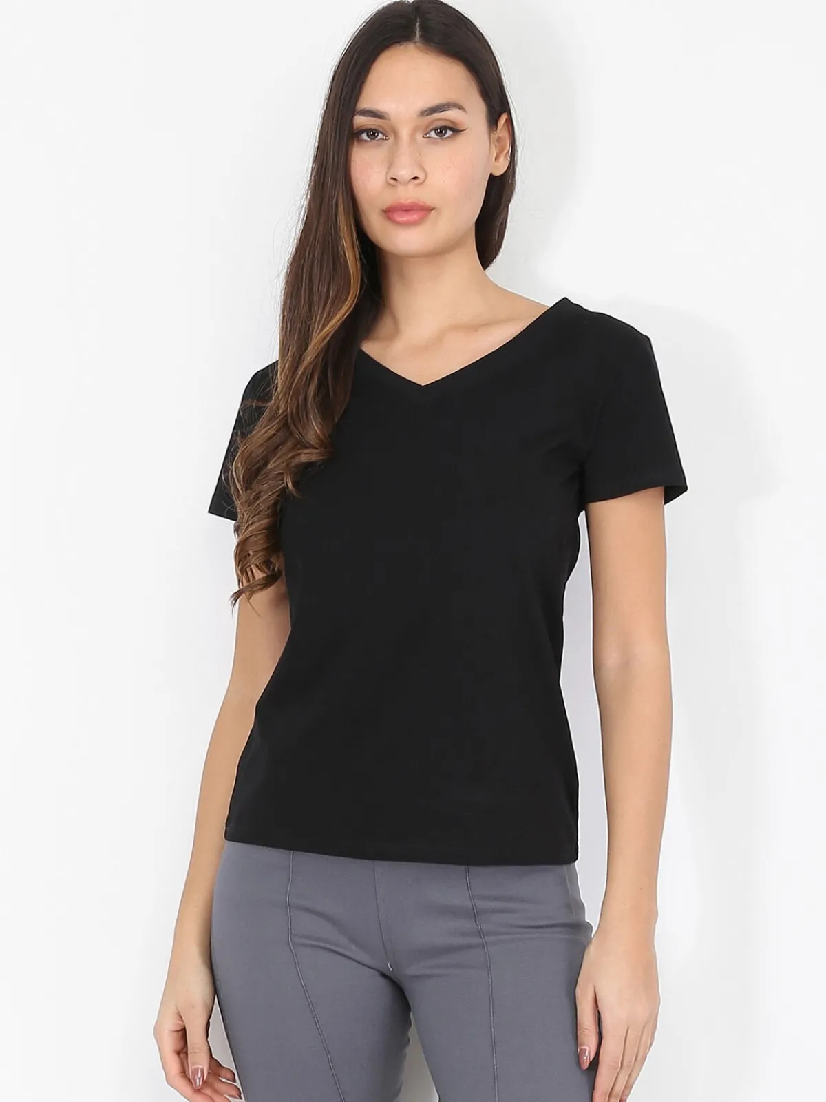 La Modeuse T-shirt basique à col V Noir