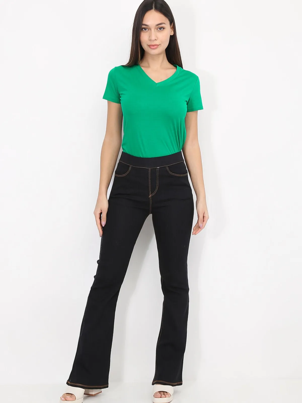 Discount La Modeuse T-shirt basique à col V Vert