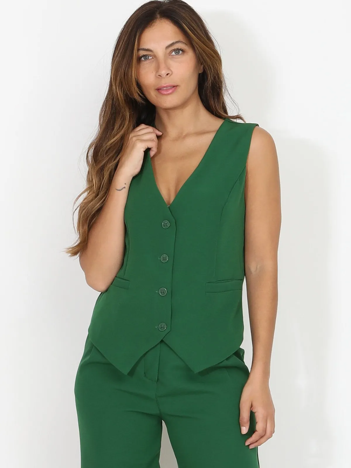 Discount La Modeuse Veston cintré à boutons Vert